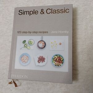 Simple & Classic 123 Step-By-Step Recipe Book